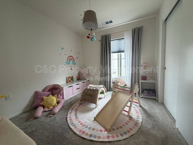 Building Photo - 324 Citrine Trl