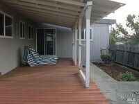 Building Photo - 207 Clark Dr