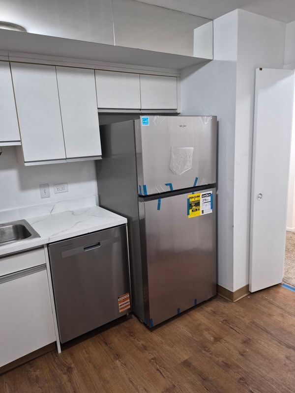 Building Photo - 5000 Town Center Dr