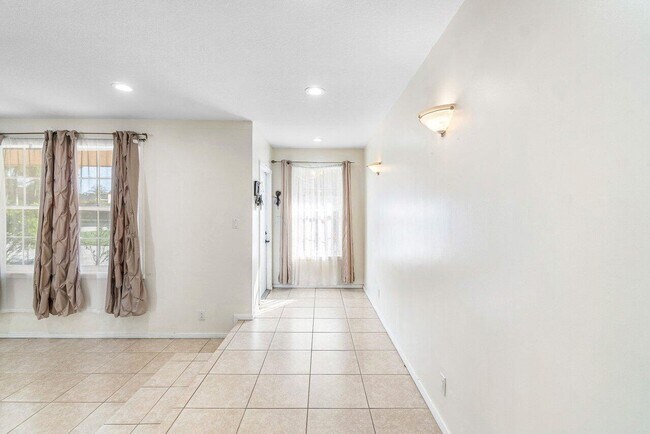 Building Photo - 5313 Colbright Rd