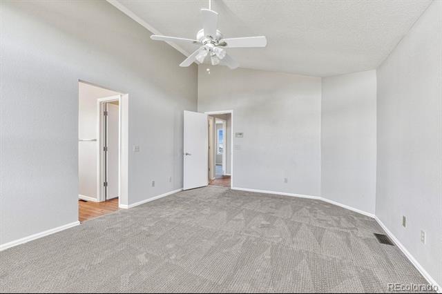 Building Photo - 9858 Venneford Ranch Rd