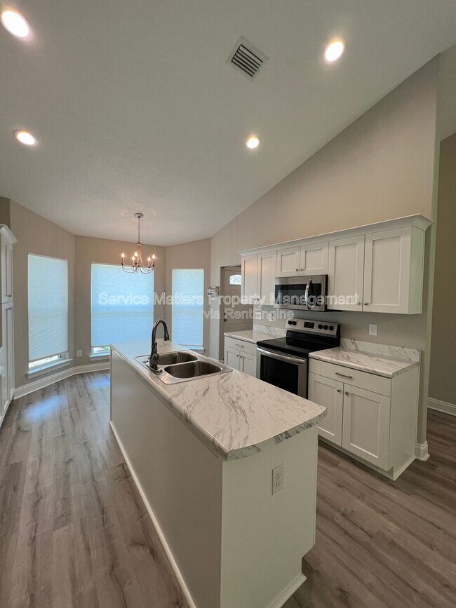 Building Photo - 6937 Trail Ride S