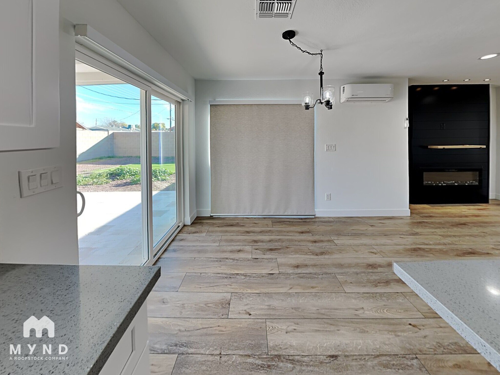 Building Photo - 7520 E Portland St