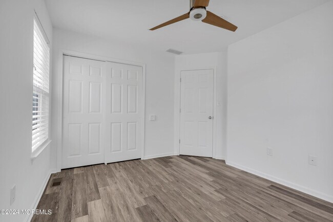 Building Photo - 2 Charles Ct