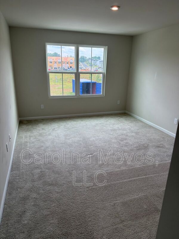 Building Photo - 103 Sarnesfield Wy