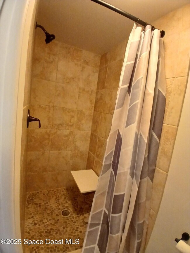 Building Photo - 325 S Banana River Blvd