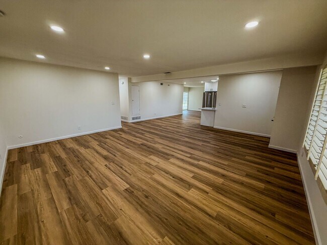 Building Photo - Beautifully remodeled home in imperial Beach