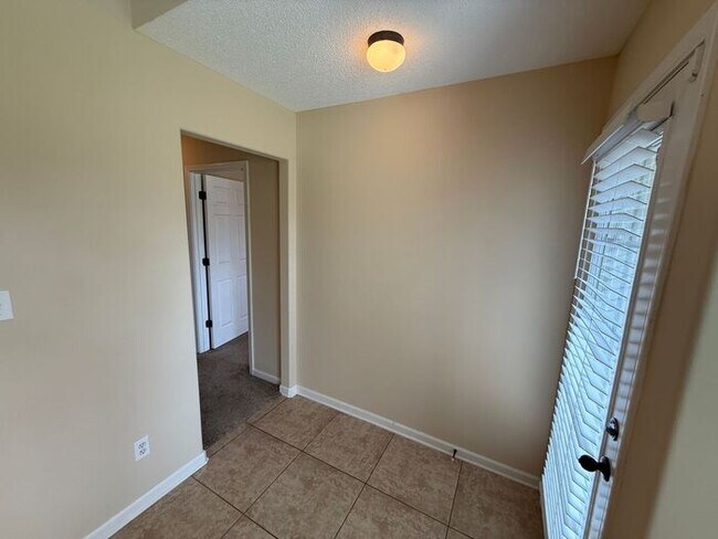 Building Photo - Gated Community - 3 Bedroom 2 Bathroom Cordova Rental Home