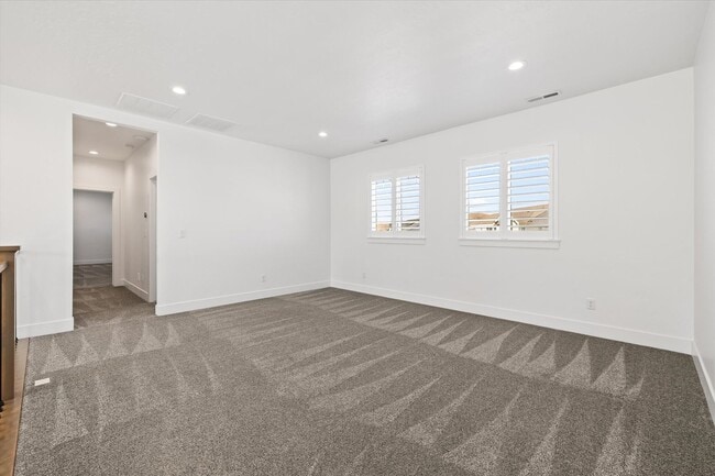 Building Photo - Luxury 5-Bed + Bonus + RV Garage Home for Lease in Dry Creek Ranch