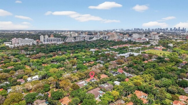 Building Photo - 3258 Riviera Dr