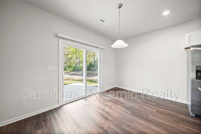 Building Photo - 3200 Polk and White Rd