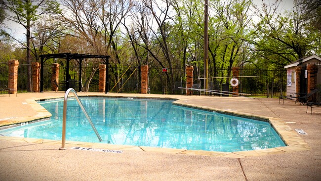 Building Photo - 147 Winchester Dr