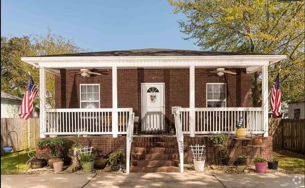 Front of house - 542 S 1st St