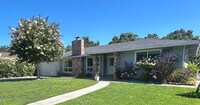 Building Photo - 469 Pythian Rd