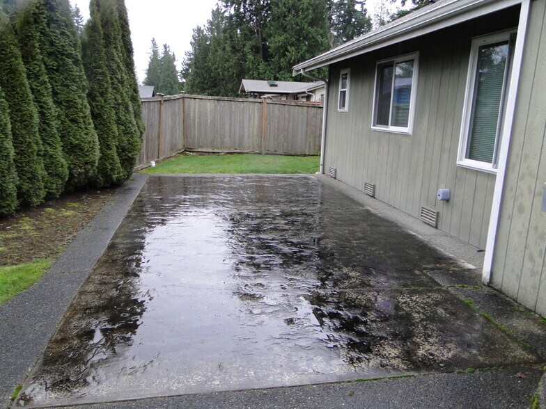 Building Photo - 7520 192nd Ave E