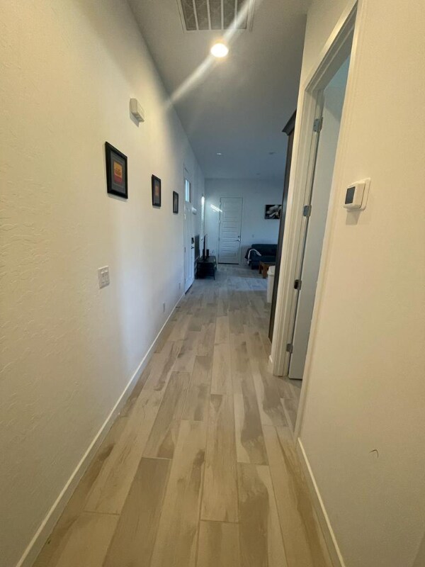 Building Photo - 9329 W Sells Dr