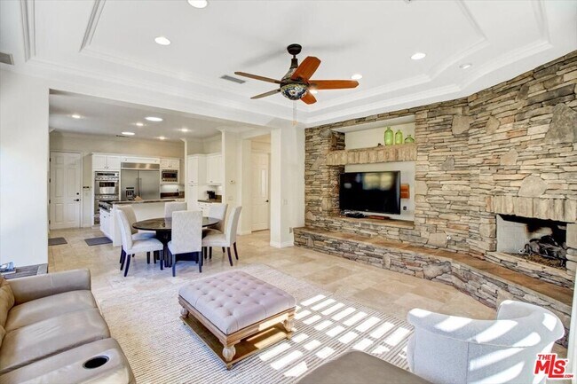 Building Photo - 2860 Dewdrop Pl