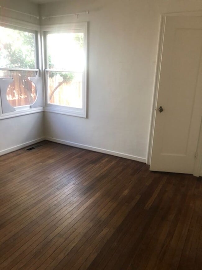 Building Photo - SHOWING Saturday 5/10 @ 10:45AM and 12pm a...