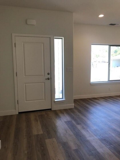 Building Photo - 2923 Milo Wy