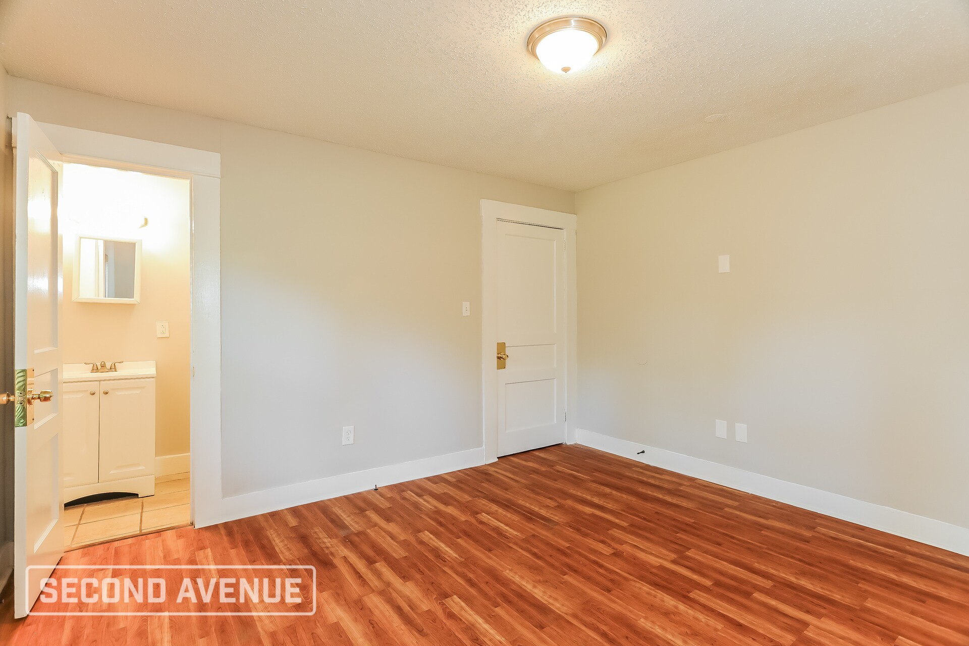 Building Photo - 349 Robison Dr