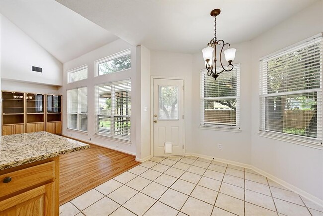 Building Photo - 1230 Heppner Dr