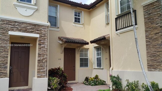 Building Photo - 1398 NE 33rd Ave