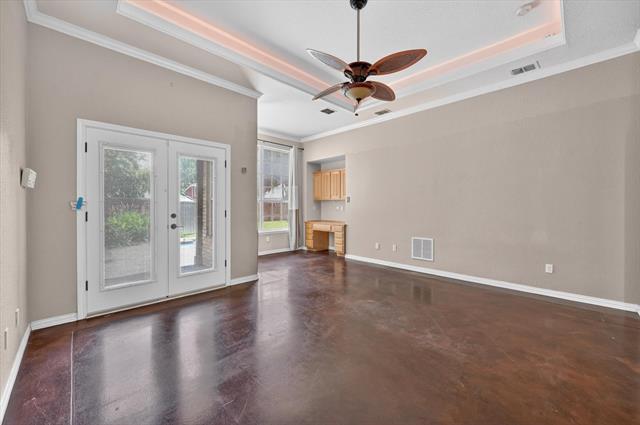 Building Photo - 2400 Sweet Grass Trail