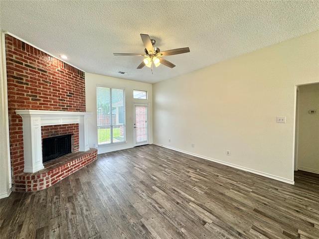 Primary Photo - 1008 Hopkins Dr