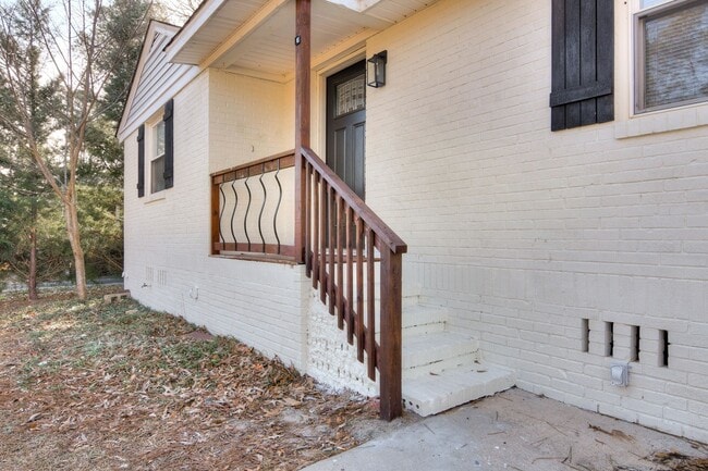Building Photo - Fully Renovated Home in North Augusta