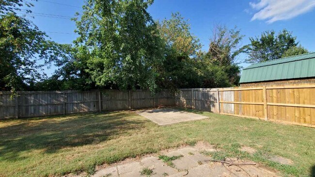 Building Photo - 3 Bedroom 2 Bath home in Bentonville Schoo...