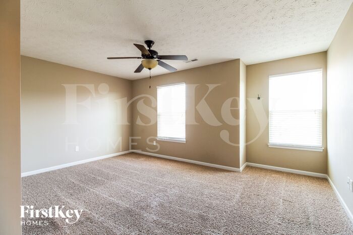 Building Photo - 5312 Venetian Way
