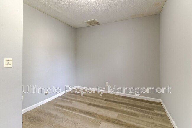 Building Photo - 87 Net Ln