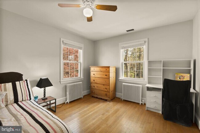 Building Photo - 7932 Orchid St NW