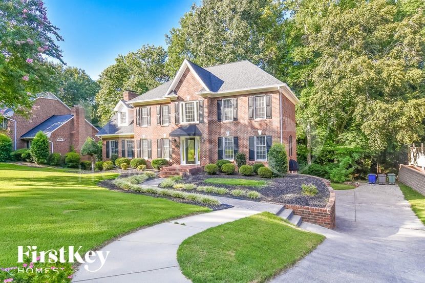 Building Photo - 205 Worthland Ct