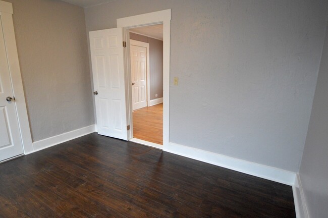 Building Photo - 475 Water St