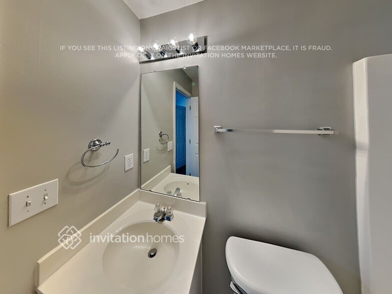 Building Photo - 8028 Stoneham Ct