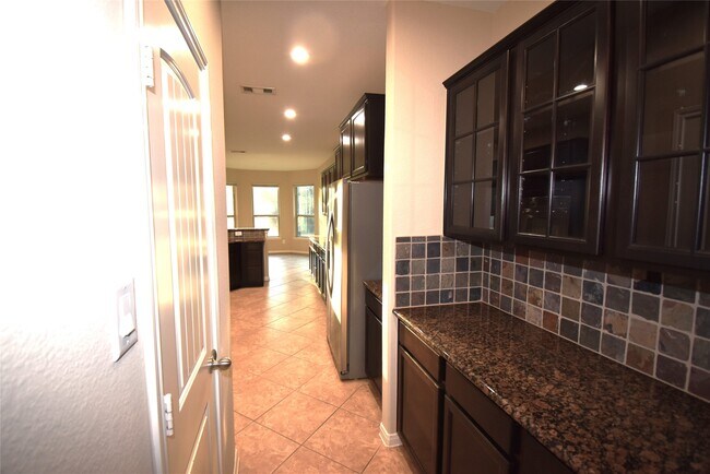 Building Photo - 51 S Greenprint Cir