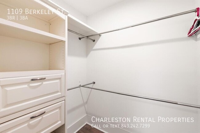 Building Photo - 1109 Berkeley St