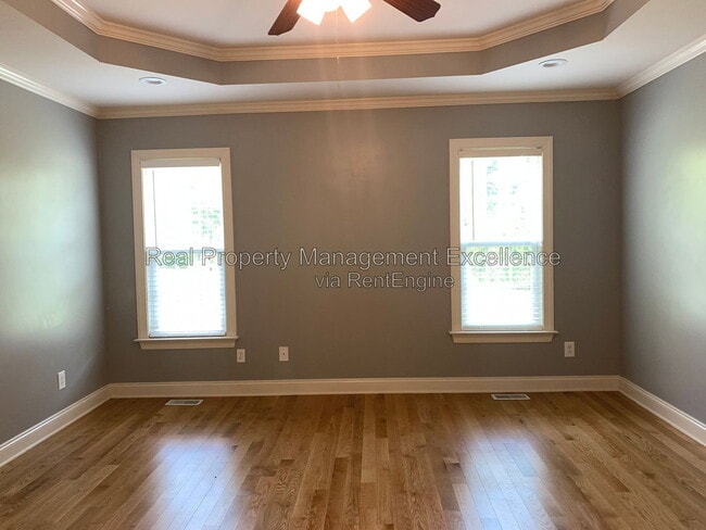 Building Photo - 1005 Hadley Meadows Dr