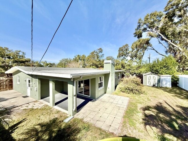 Building Photo - 2701 56th Ln N