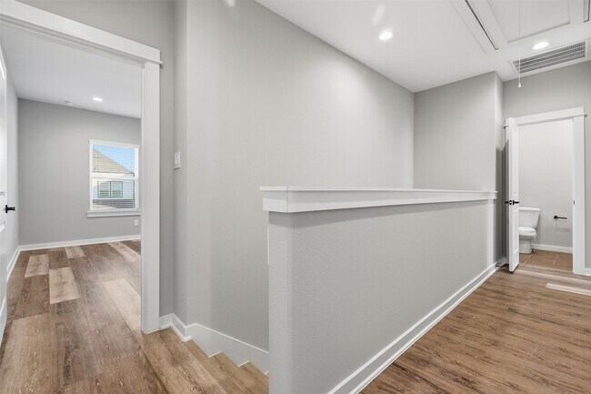 Building Photo - 417 Stonework Sage Ln