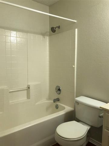 Building Photo - 2503 Cherry Dr