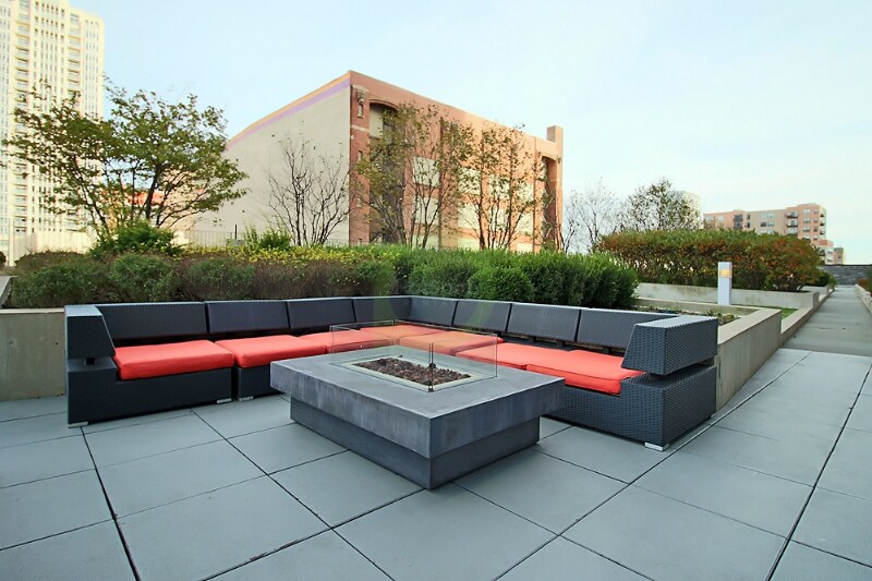 Building Photo - 1431 S State