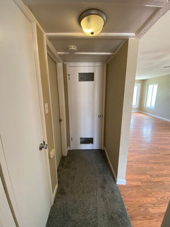 Building Photo - Eastside Corner Lot Tulare home coming soon!