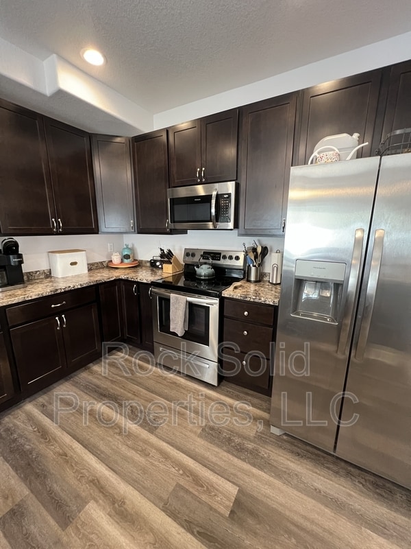 Building Photo - 1716 Kade Ct
