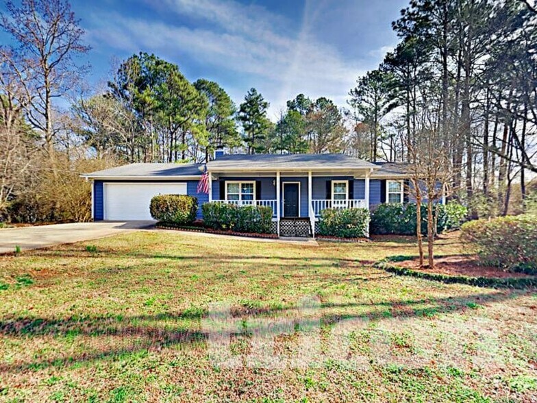 Building Photo - 211 Robin Ln