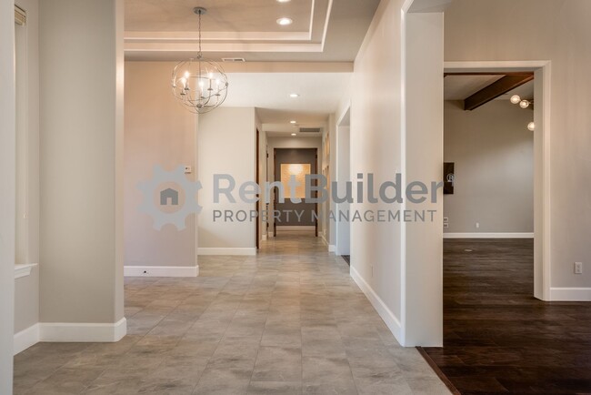 Building Photo - CALL US TODAY AT (505) 892-4400 TO SCHEDUL...