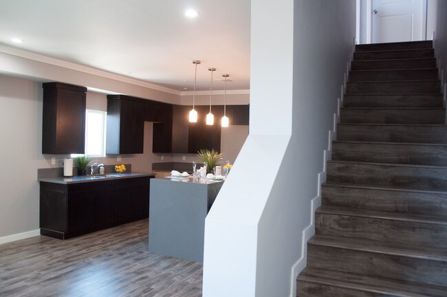 Building Photo - 20520 S Western Ave