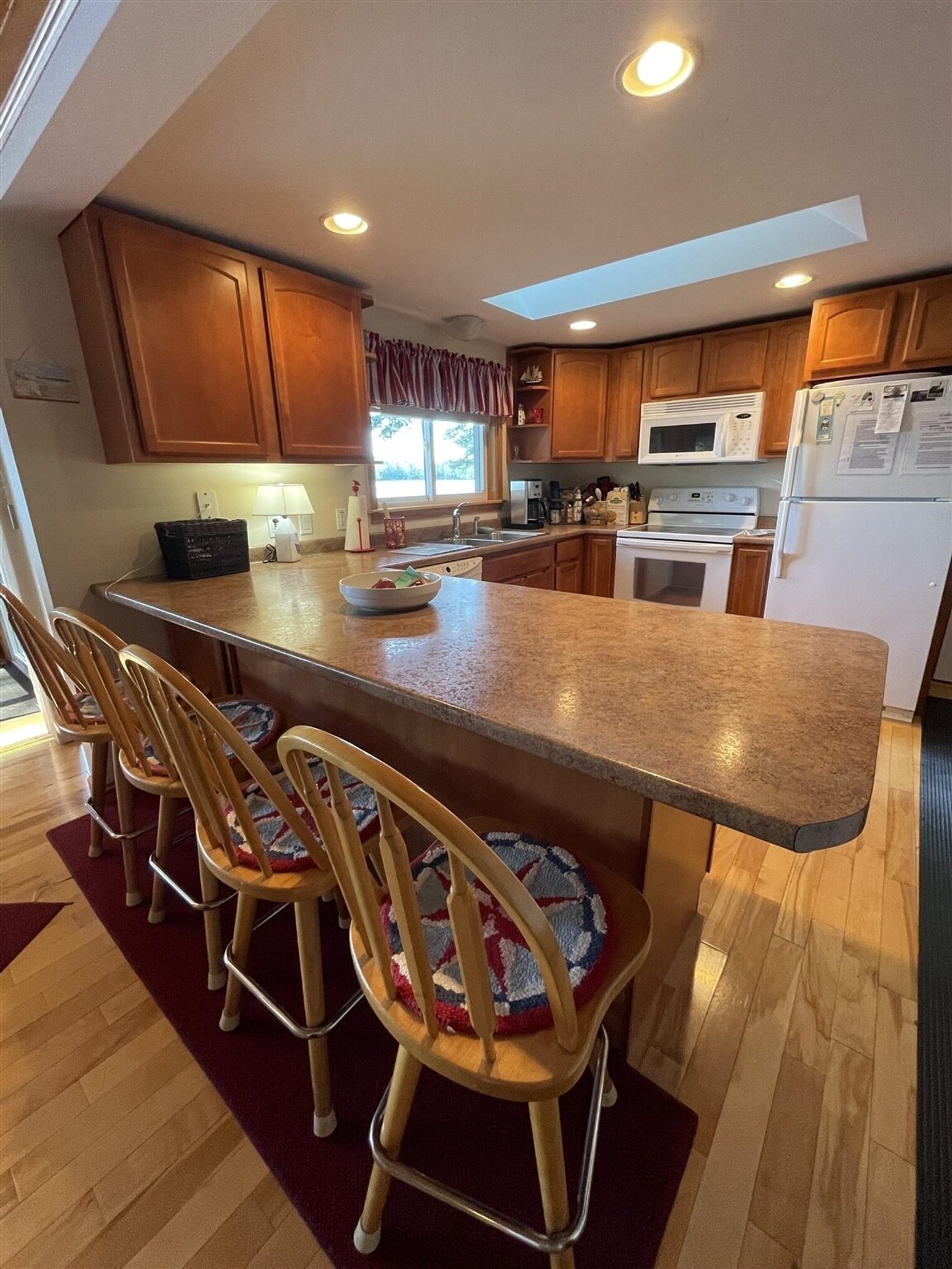 Building Photo - 33 Woods Pond Dr