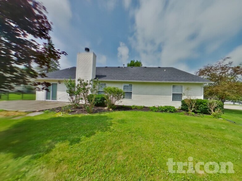 Building Photo - 903 Moonlight Ct